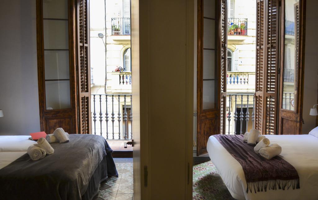 해피 피플 플라자 에스파냐 아파트먼트 바르셀로나 객실 사진